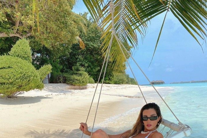 Ex-BBB Aline Gotschalg est&aacute; nas Ilhas Maldivas