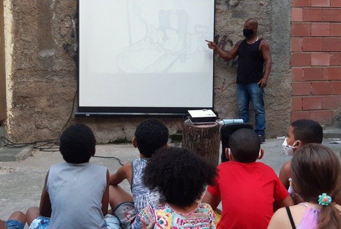 Cine Vielas é um dos vários projetos de sucesso de Gargamel no Vidigal