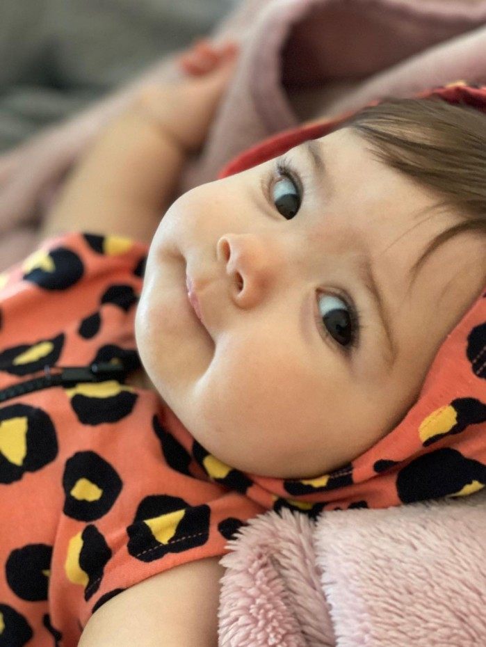 Tatá posta foto de Clara Maria