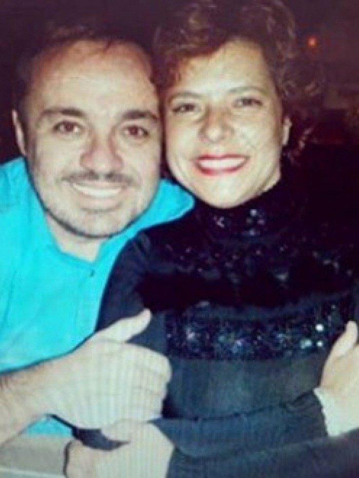 Rose Miriam Di Matteo posta fotos antigas de Gugu Liberato 