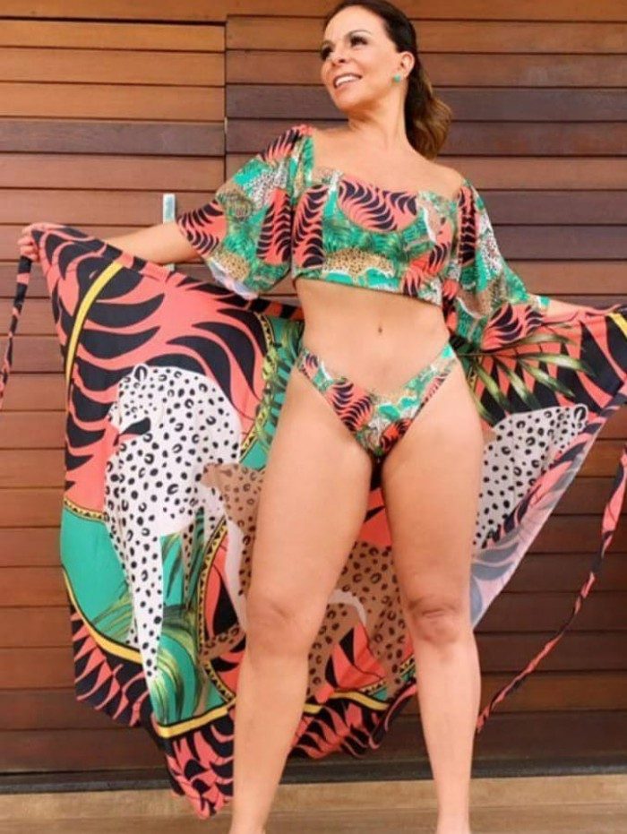 Sula Miranda exibe boa forma aos 56 anos e diz que nunca fez cirurgias est&eacute;ticas