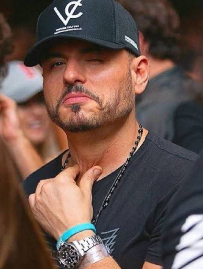 Carlos Alberto da Silva, conhecido como Carlinhos Mendigo, famoso por sua participa&ccedil;&atilde;o no programa 'P&acirc;nico', foi preso nesta ter&ccedil;a-feira (18)
