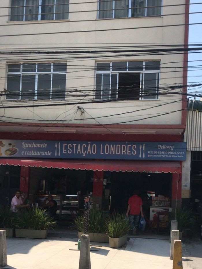 Fachada do restaurante Estação Londres: baixo movimento  - Carolina Freitas