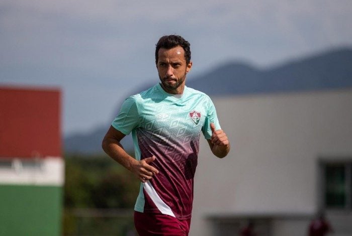 Nenê em treino do Fluminense