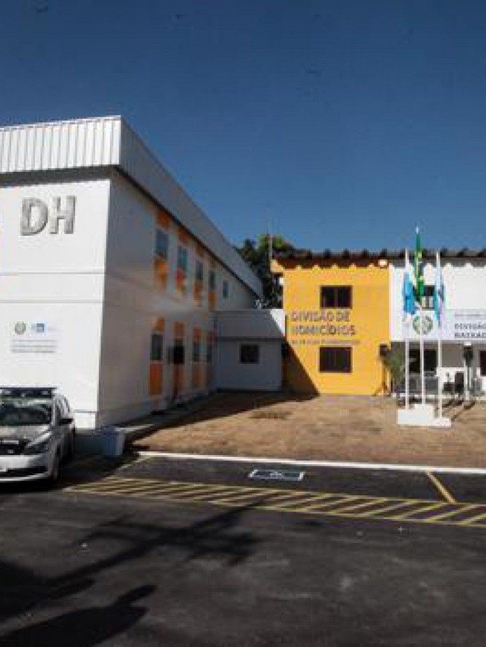 Polícia Civil realiza operação para prender milicianos suspeitos de matar candidato a vereador da Baixada Fluminense