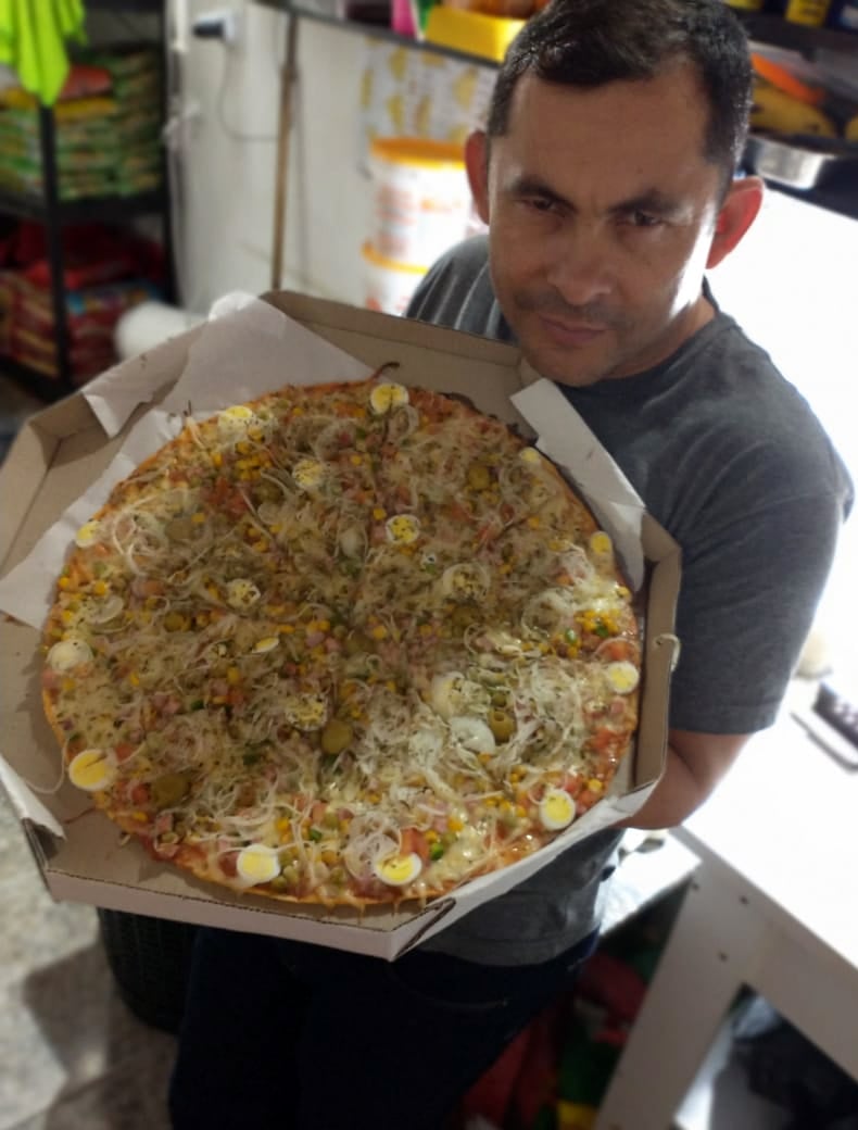 O restaurante também vende pizzas - Arquivo Pessoal