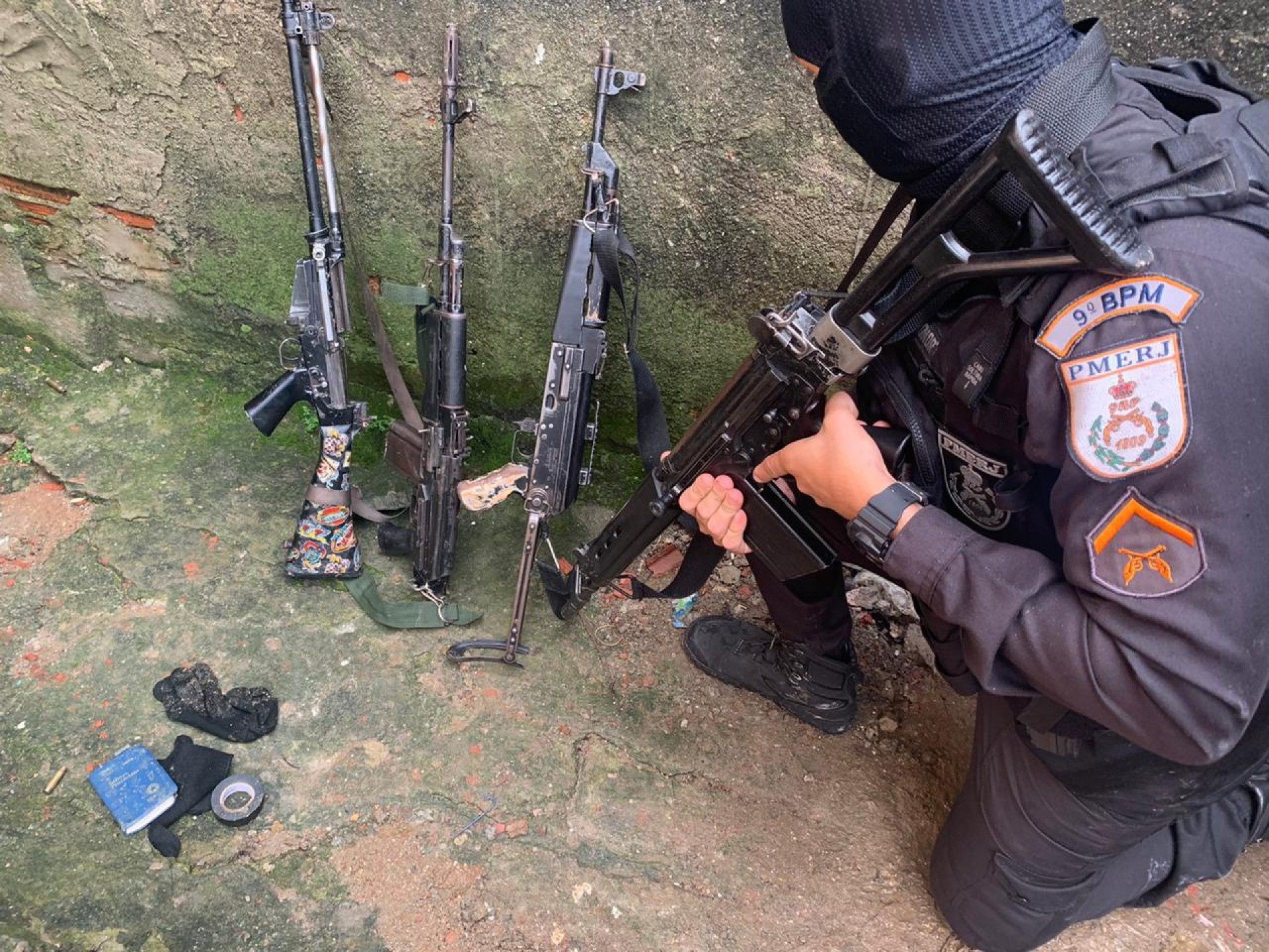 Ação da PM contra a milícia em Campinho e Praça Seca tem dois mortos