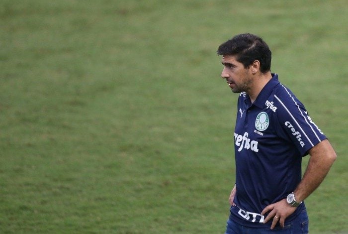 Vasco x Palmeiras jogam pela 20ª rodada do Campeonato Brasileiro 2020 no estádio de São Januário. No Palmeiras o técnico portugues Abel Ferreira.