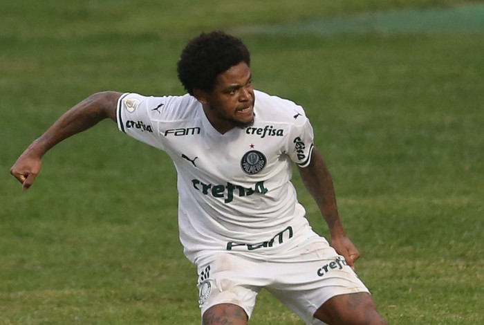 Palmeiras: Luiz Adriano
