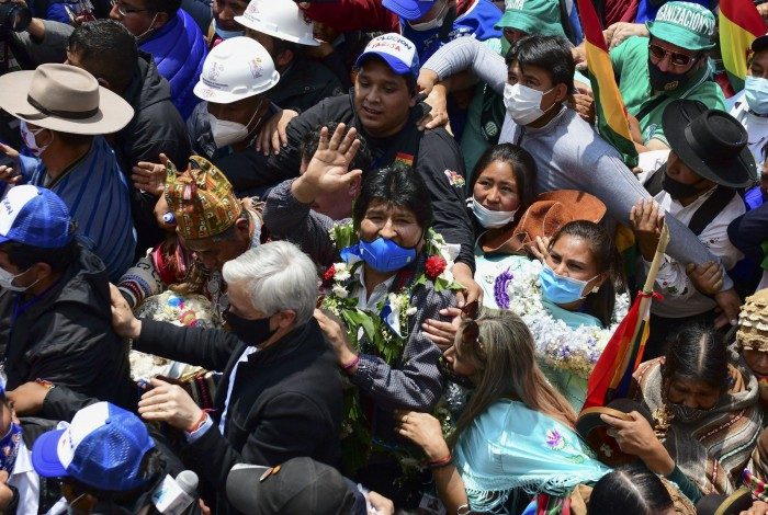 Ex-presidente da Bolívia, Evo Morales volta ao país