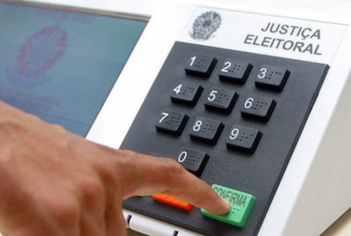 A determinação vale até 48 horas após o término da votação do primeiro turno, no dia 15 A determinação vale até 48 horas após o término da votação do primeiro turno, no dia 15