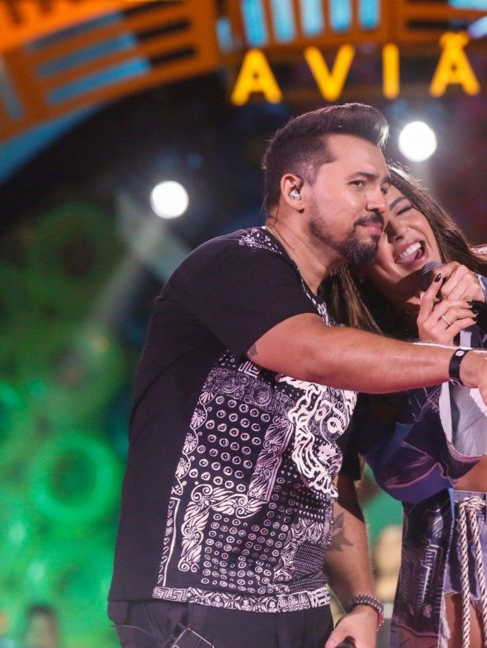 Xand Avi&atilde;o e Lauana Prado na grava&ccedil;&atilde;o do EP 'Todos os Ritmos' em Porto de Galinhas