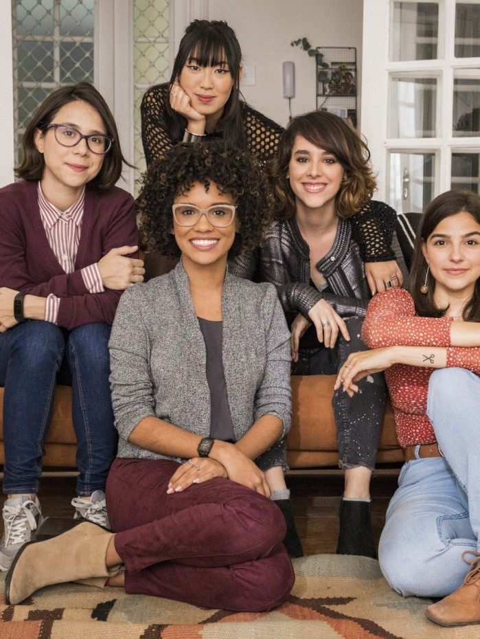 As Five &ndash; Keyla (Gabi Medvdoski), Ben&ecirc; (Daphne Bozaski), Ellen (Heslaine Vieira), Tina (Ana Hikari), Lica ( Maoela Aliperti)