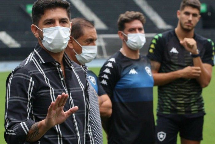 Emiliano substitui o pai