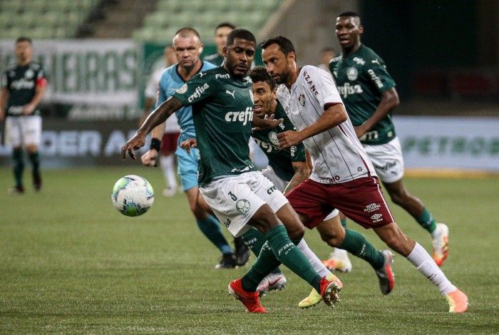 Palmeiras e Fluminense pelo Campeonato Brasileiro
