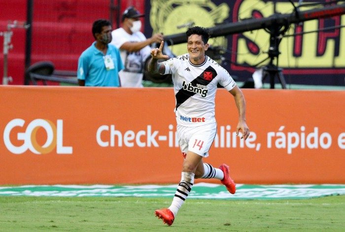 Cano decidiu para o Vasco contra o Sport