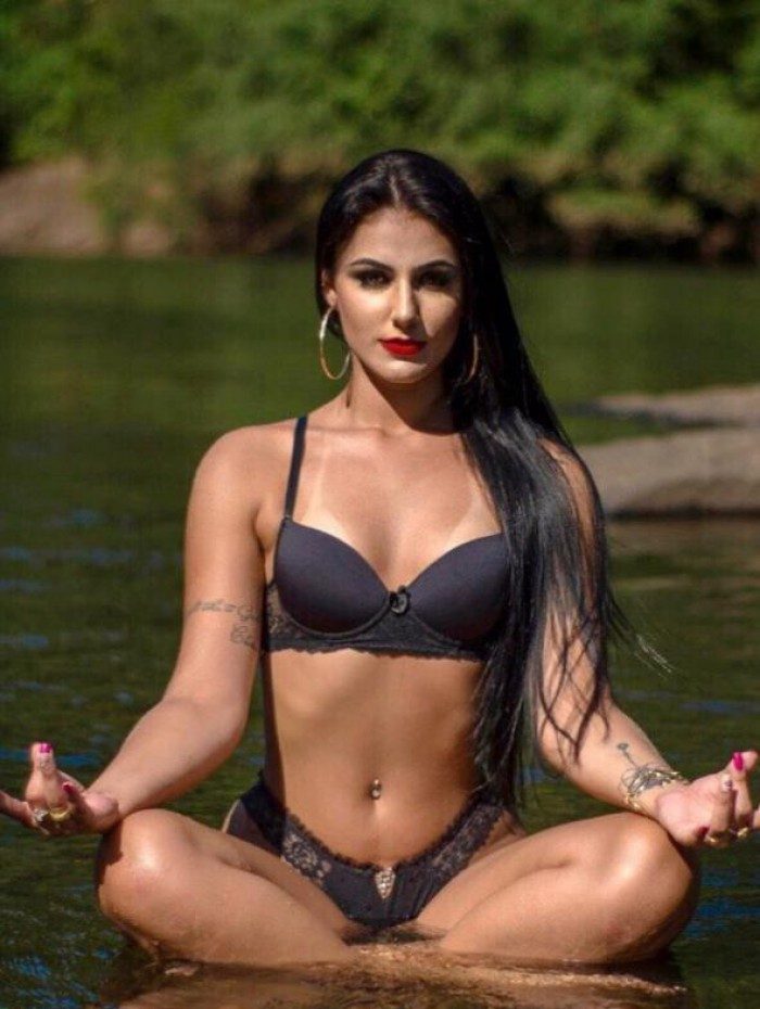 Adriane Silva é Musa do Internacional