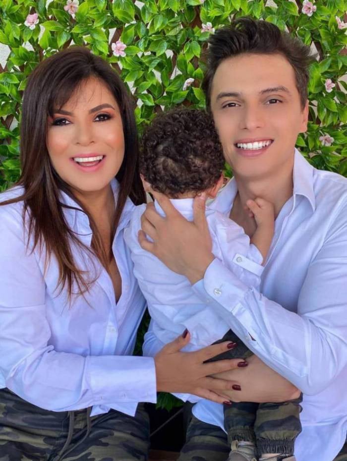 Mara Maravilha e a família - Reprodução