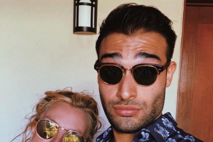 O site americano 'TMZ' publicou, nesta quarta-feira (16), que Britney Spears, de 41 anos, e Sam Ashgari, de 29, n&atilde;o est&atilde;o mais juntos 