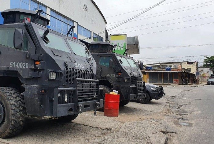 Policiais do Bope realizam operação no Complexo do Salgueiro, em São Gonçalo