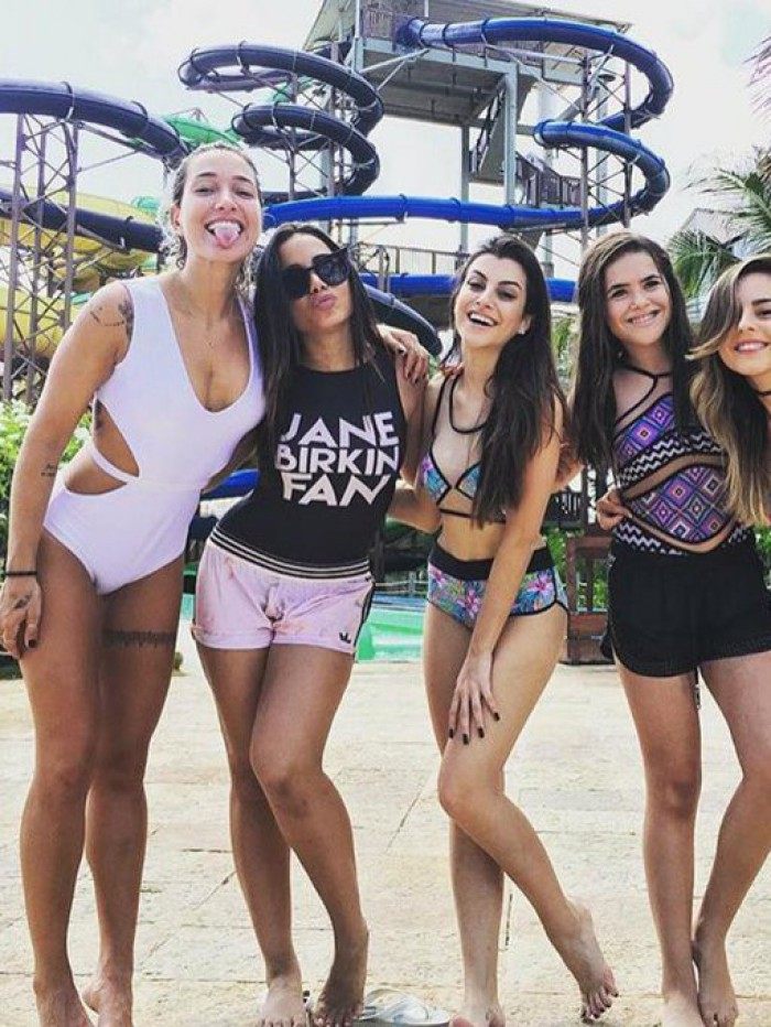 Maisa curte passeio com Anitta e Pugliesi em 2015 - Reprodução / Twitter