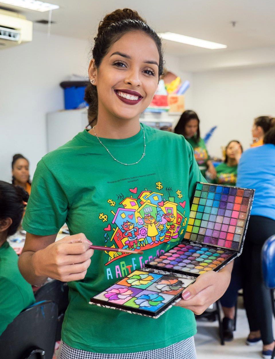 Alexandra descobriu seu talento ao fazer um curso na ONG Favela Mundo - Favela Mundo / Divulgação