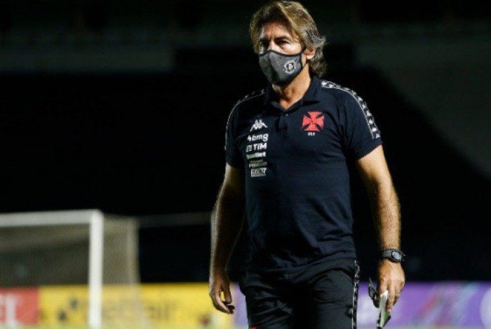 Sá Pinto disse que o Vasco merecia ter passado à fase seguinte