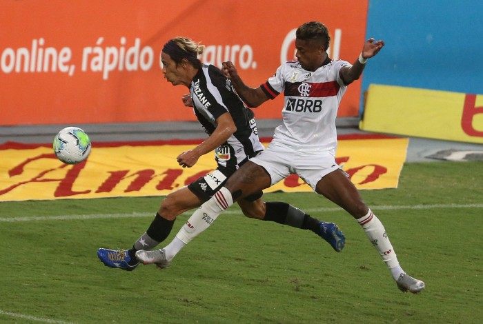 Botafogo e Flamengo se enfrentam no Engenhão pela 24ª rodada do Campeonato Brasileiro