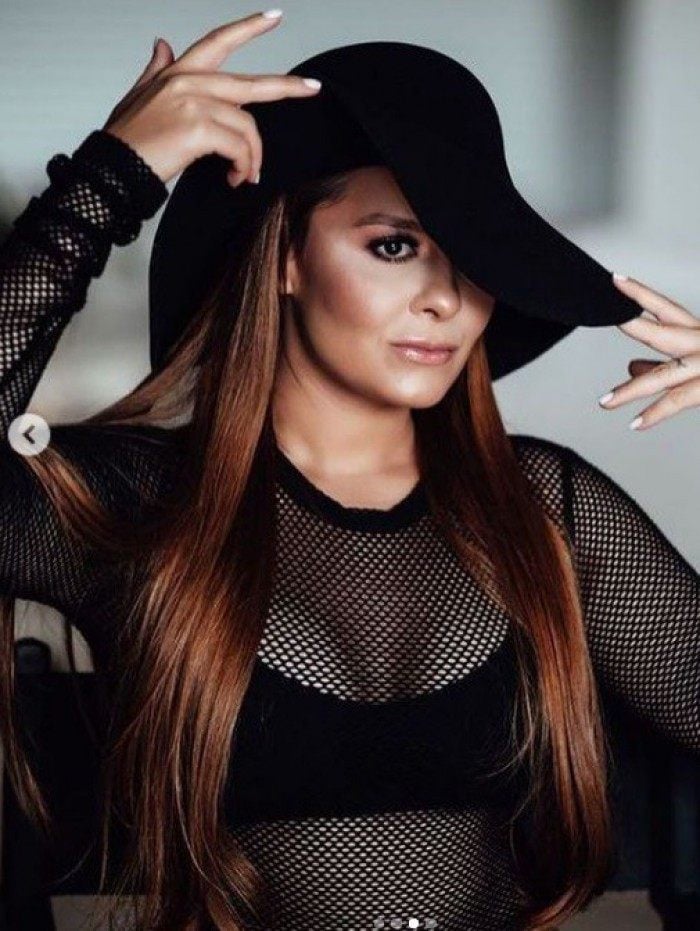 Maiara arrasa em ensaio sensual