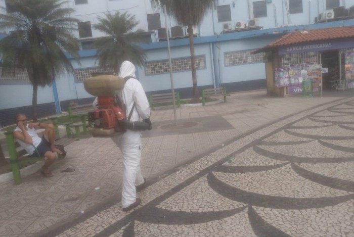 Volta Redonda realiza higienização e sanitização em espaços públicos