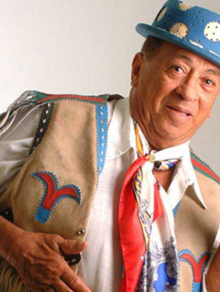 Genival está internado