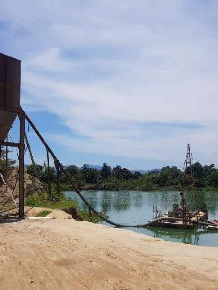 Areal clandestino em Serop&eacute;dica, na Baixada Fluminense