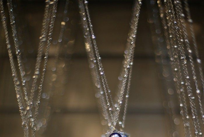 Colar por R$14,99 (varejo)