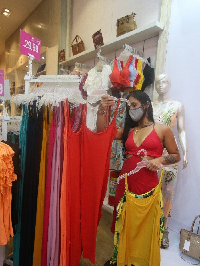 Loja Licci tem vestidos por R$29,90