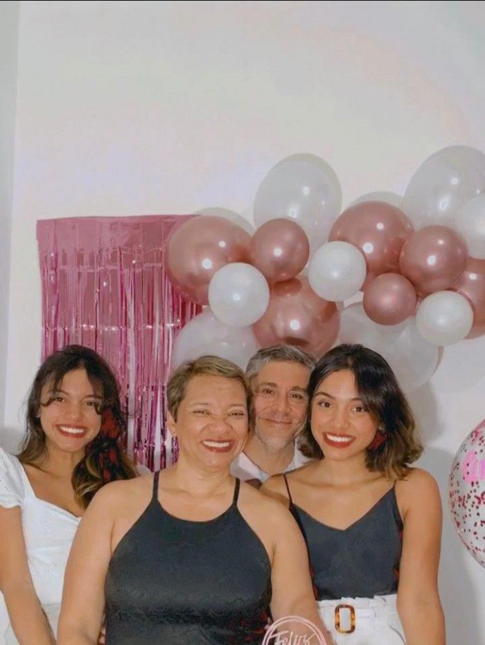 Da esquerda para a direita: Bruna Monteiro Sant’Ana Felix, Reni Monteiro Sant’Ana Felix, Itamar Felix Pereira e Beatriz Monteiro Sant’Ana Felix