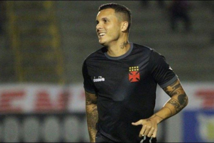 Ramon anuncia aposentadoria aos 32 anos