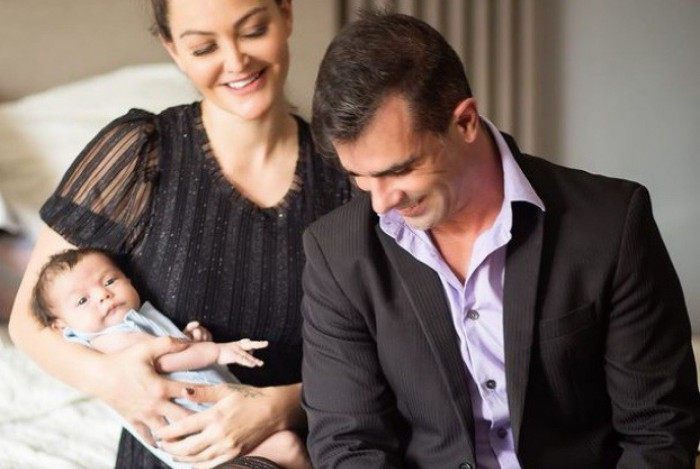 Laura, Jorge e o filho