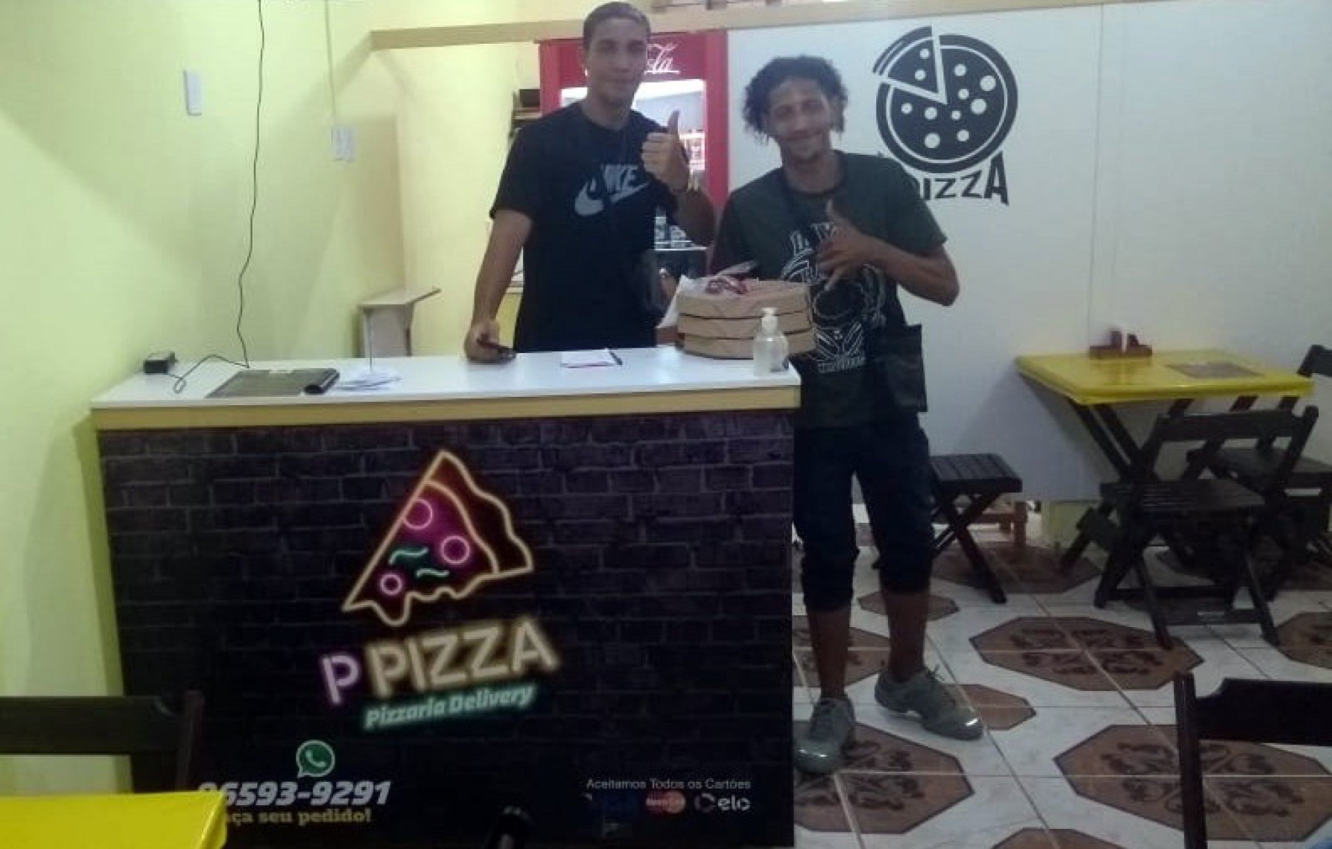 A pizzaria emprega cinco pessoas, contando com Ygor - Arquivo Pessoal