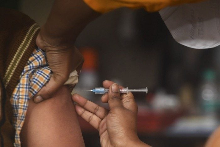 A Índia quer imunizar até 300 milhões de pessoas até meados de 2021
