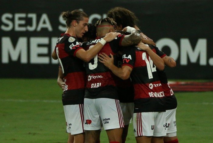 Flamengo sofre pressão da torcida, e líderes garantem dedicação