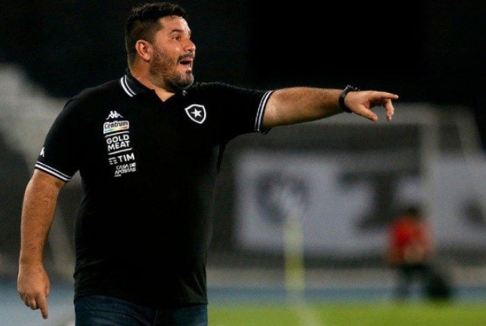 Se o Botafogo de Eduardo Barroca perder o clássico de hoje à noite, o rebaixamento à Série B será praticamente inevitável