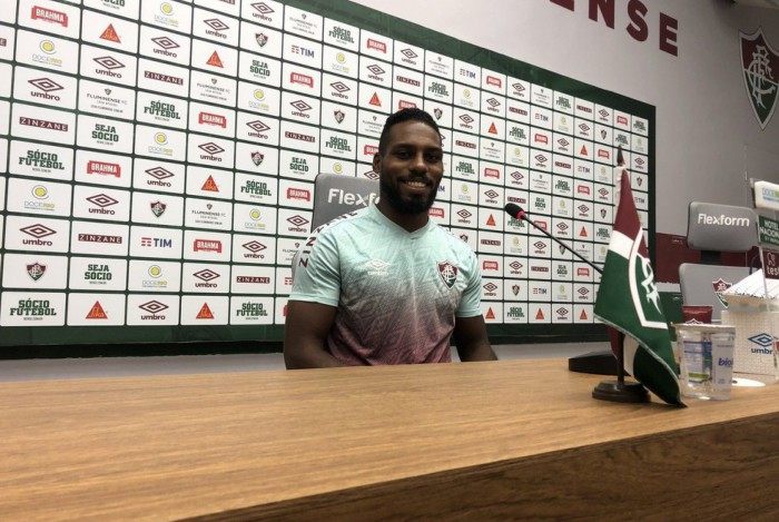 Luccas Claro fala sobre importância de vitória contra o Flamengo