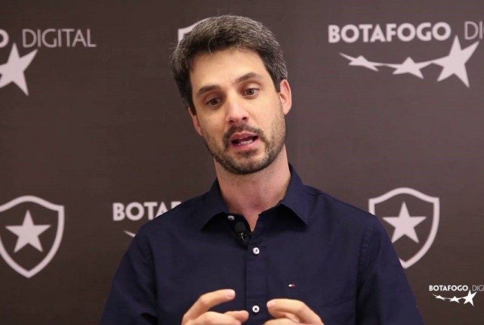 Eduardo Freeland está perto de ser anunciado como diretor de futebol do Botafogo