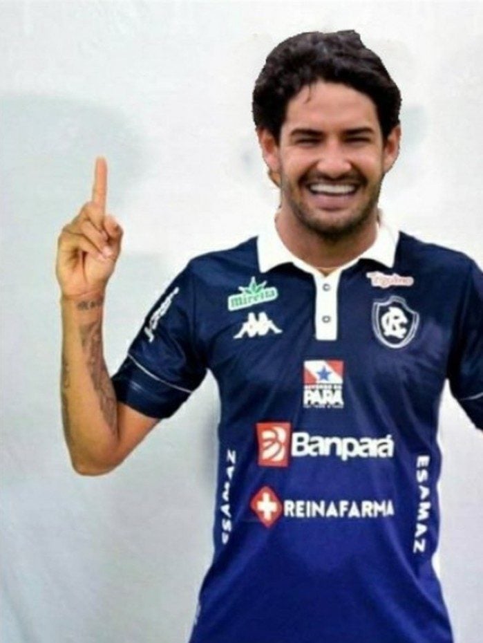 Postagem de Alexandre Pato rendeu memes nas redes sociais