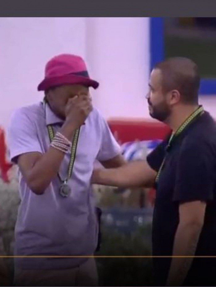 ... no BBB. Emocionado, com Projota, de quem disse ser um f&atilde;, ... 