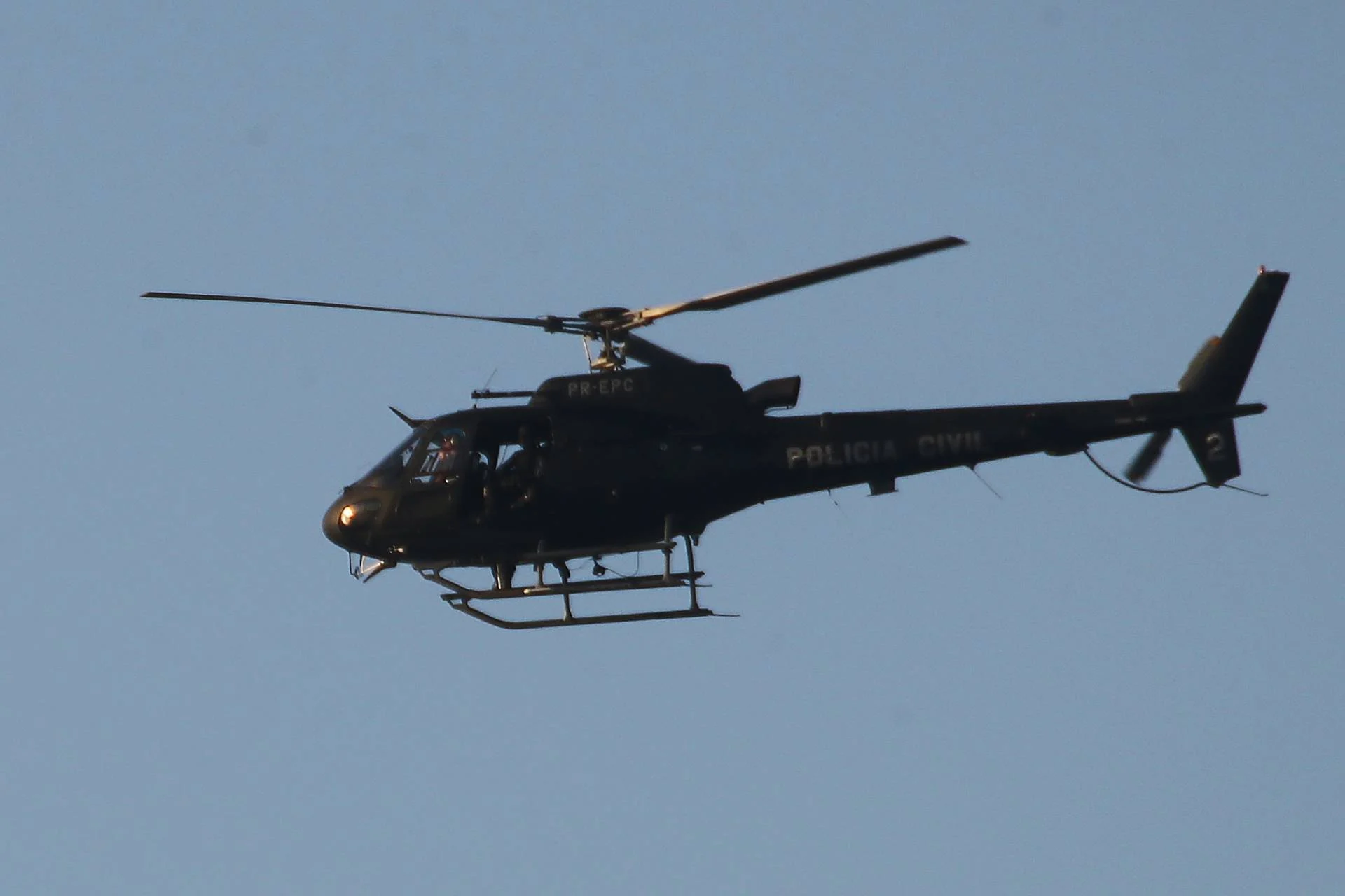 O helicóptero da Polícia Civil