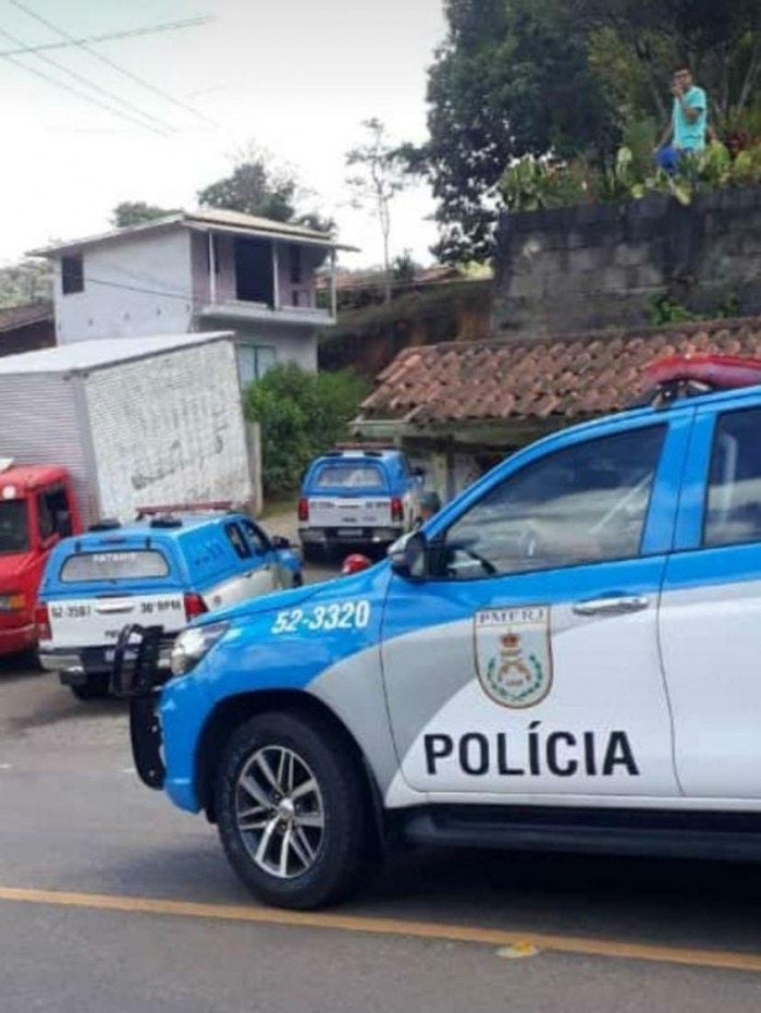 Tentativa de assalto à empresa de legumes termina com quatro criminosos mortos em Nova Friburgo