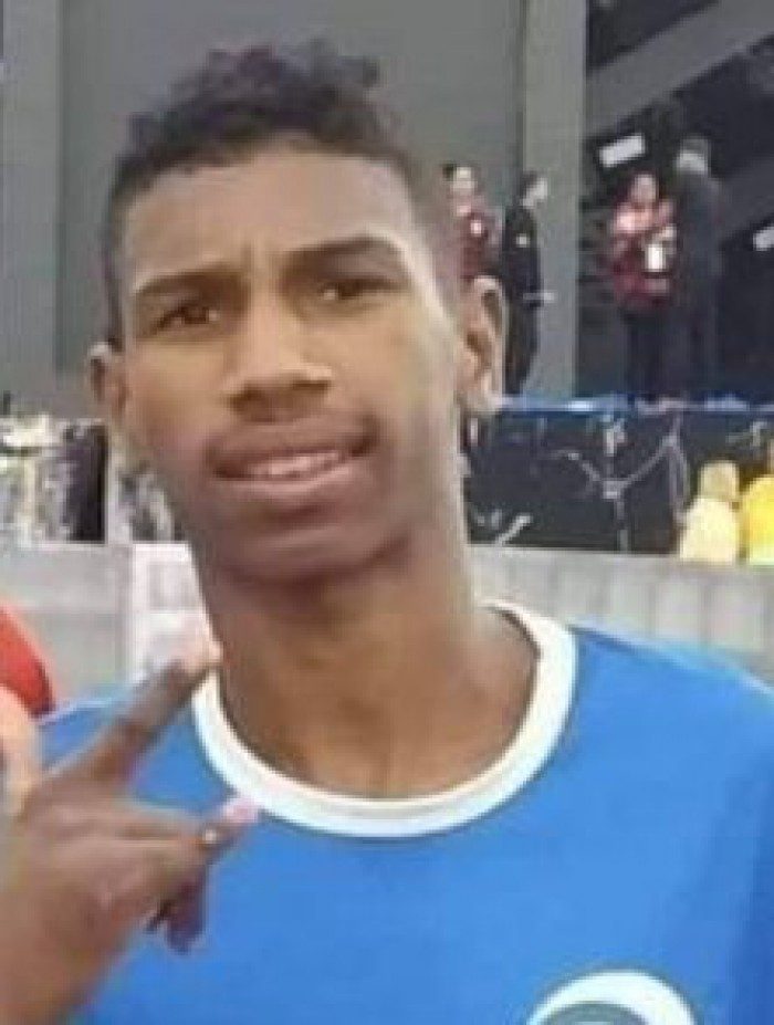 Douglas de Oliveira, 20, desapareceu na última sexta-feira, após sair para fazer entrega de remédios, na Zona Norte do Rio   - Arquivo Pessoal 