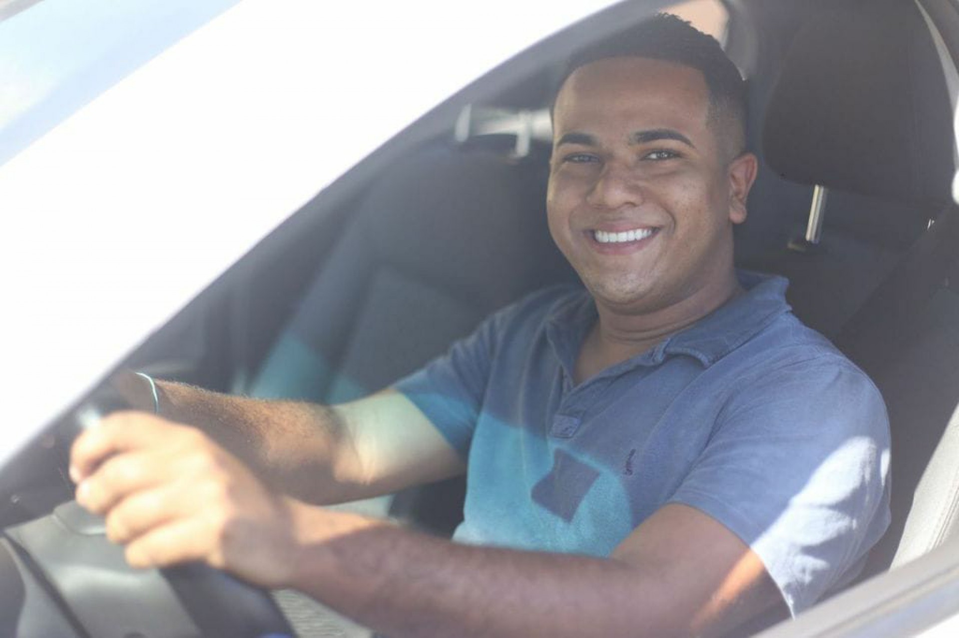 O motorista Leandro Alves é um dos quatro sócios da cooperativa  - Laís Dantas / Voz da Baixada