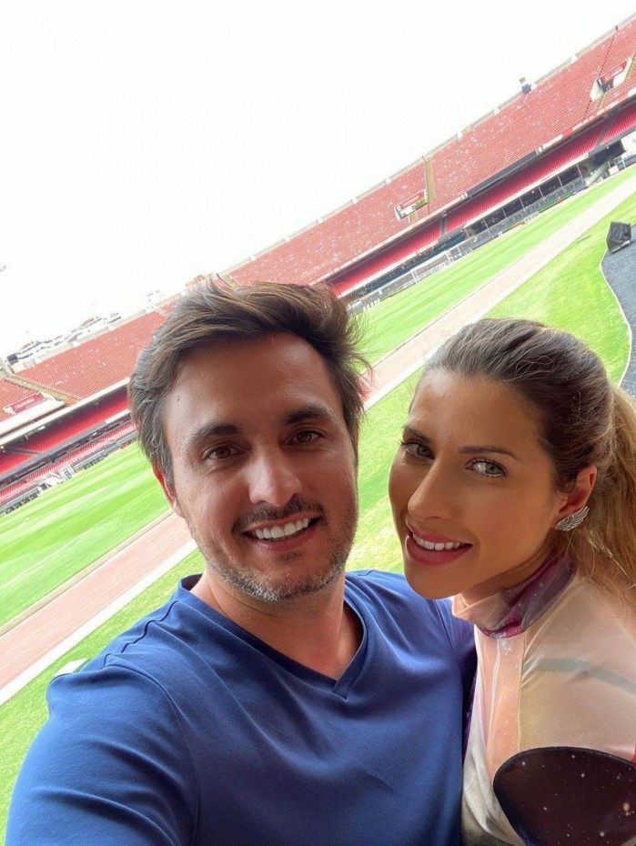 Namorado de Ana Paula Minerato descobre pulada de cerca dela